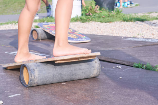 Core activation workout with balance board for beginners