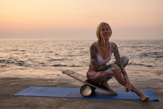 balance board beginner learning rhythmic breathing technique